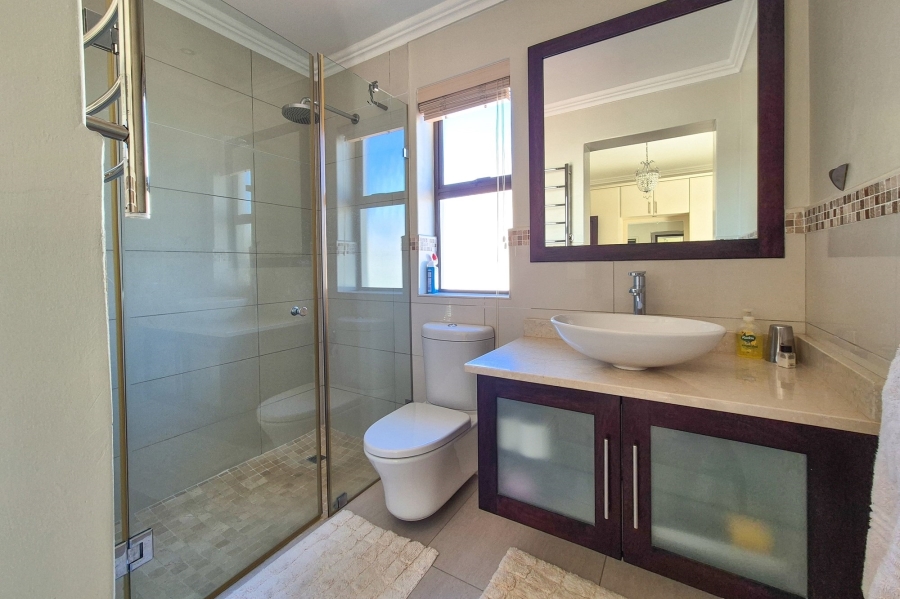 3 Bedroom Property for Sale in Boschenmeer Golf Country Estate Western Cape